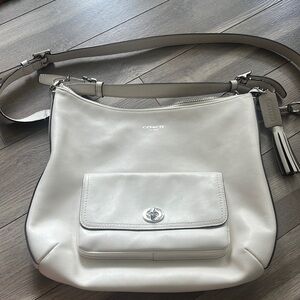 White coach Crossbody/shoulder bag